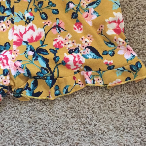 Floral romper from target NWT - Picture 2 of 5